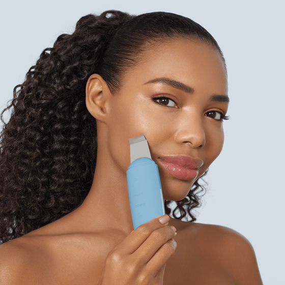 MicroCurrent Skin Scrubber & Blackhead Remover GESKE| 9 in 1 , aquamarine